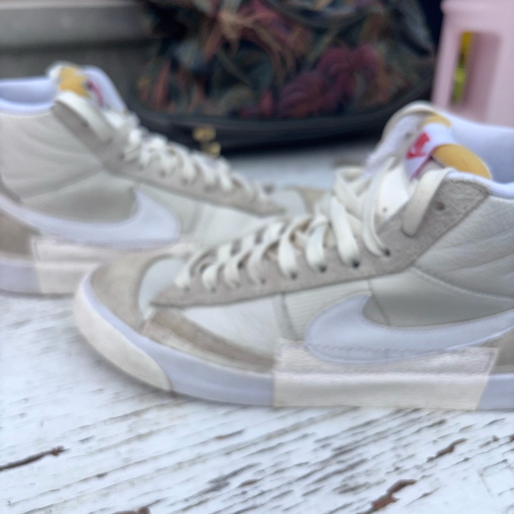 Nike High-Top Sneakers in Cream & Tan with Red Logo